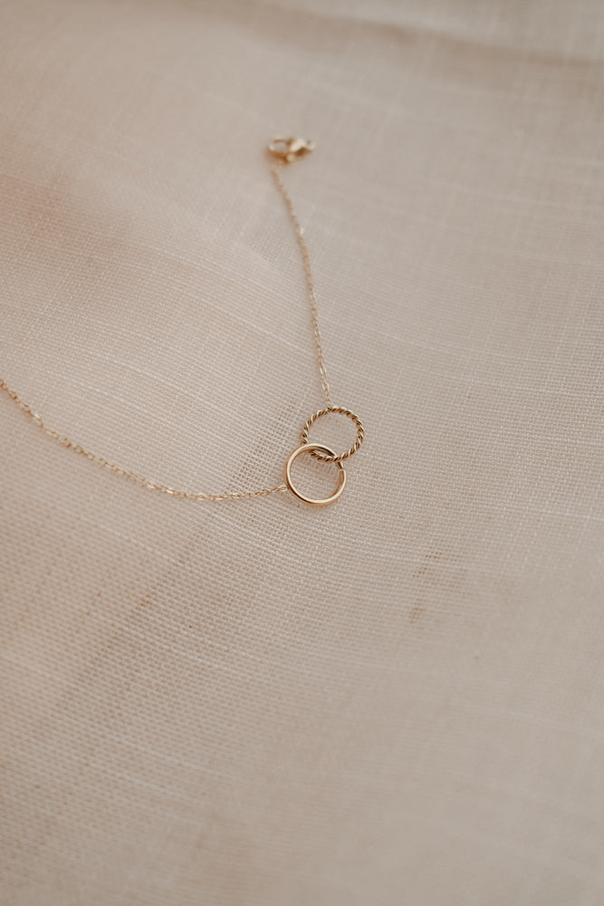 Double Ring Bracelet - Gold