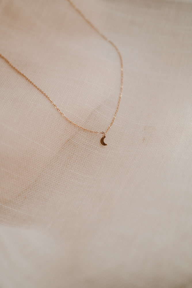 Moon Bracelet - Gold