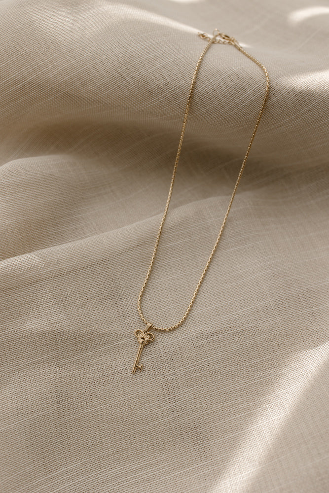 Key necklace - Gold